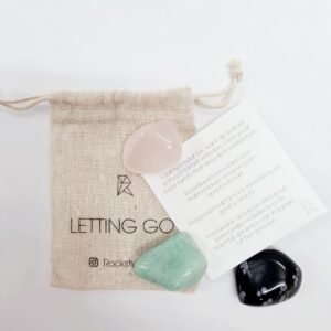 Letting Go set Rozenkwarts amazoniet obsdiaan