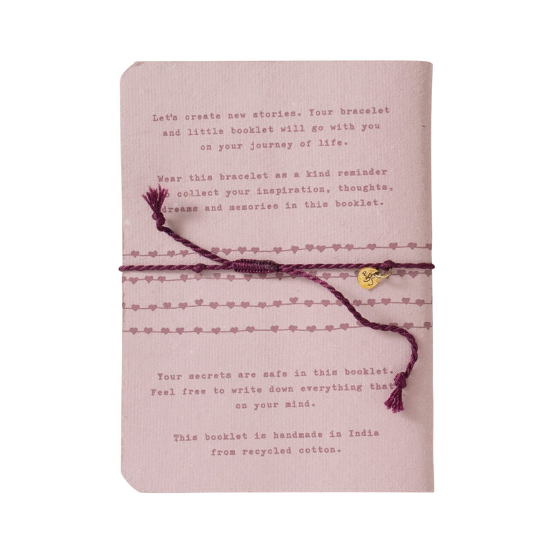 STB2006 - Storybook Love_1