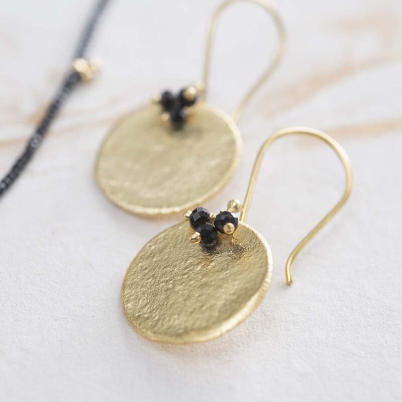precious black onyx gold earrings