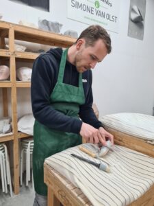 laat op door beeldhouwen simone van olst atelier doe het zelf dier
